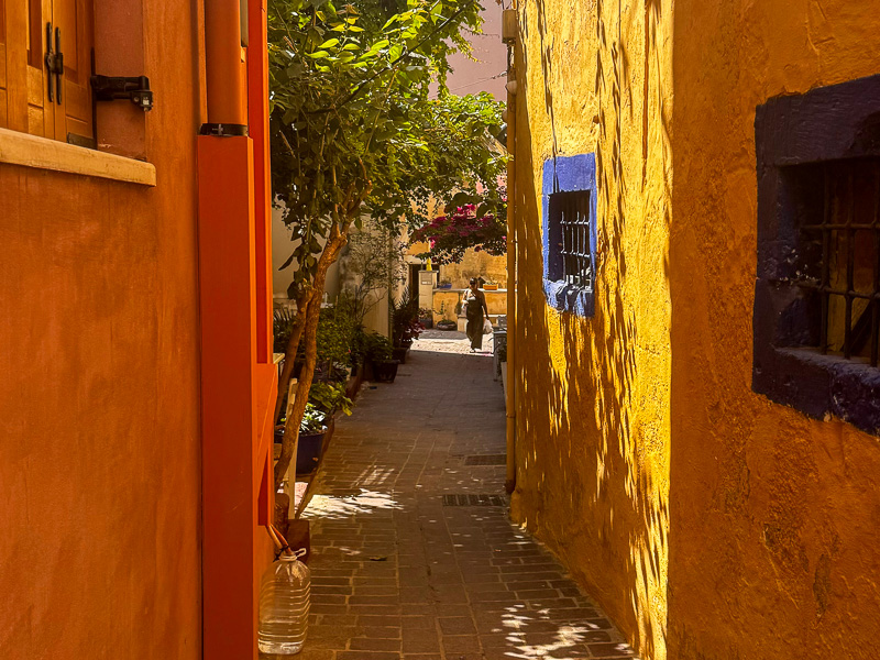 chania street 1