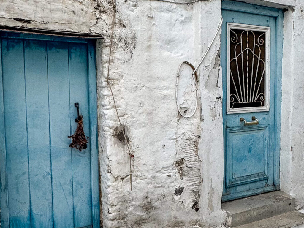 old door paros
